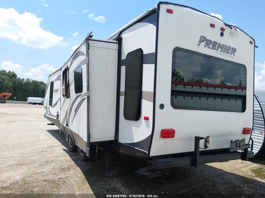 4YDT30R28FA420677 2015 KEYSTONE RV PREMIER photo no. 3