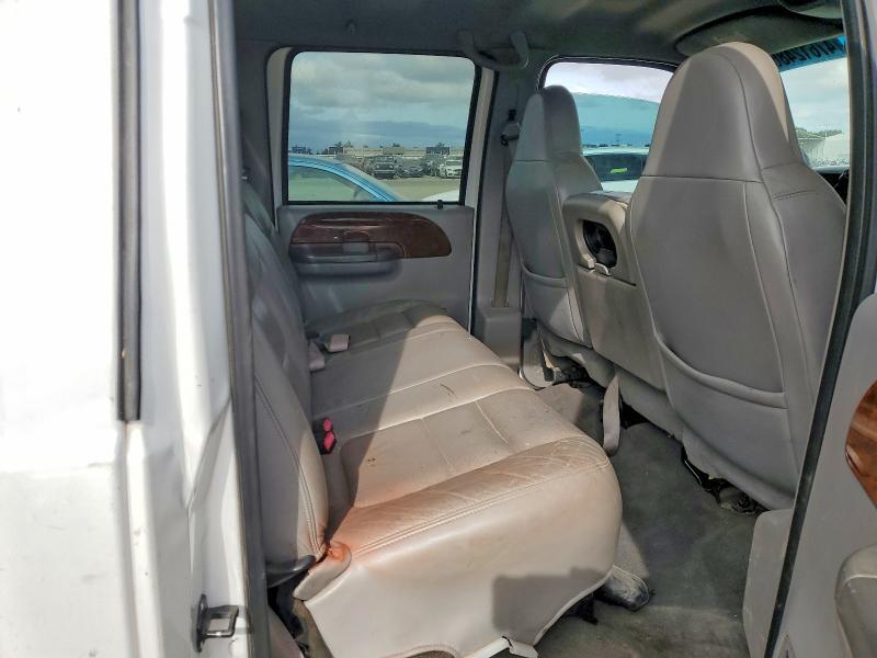 1FTNW20FX1EC31626 2001 FORD F250 photo no. 11