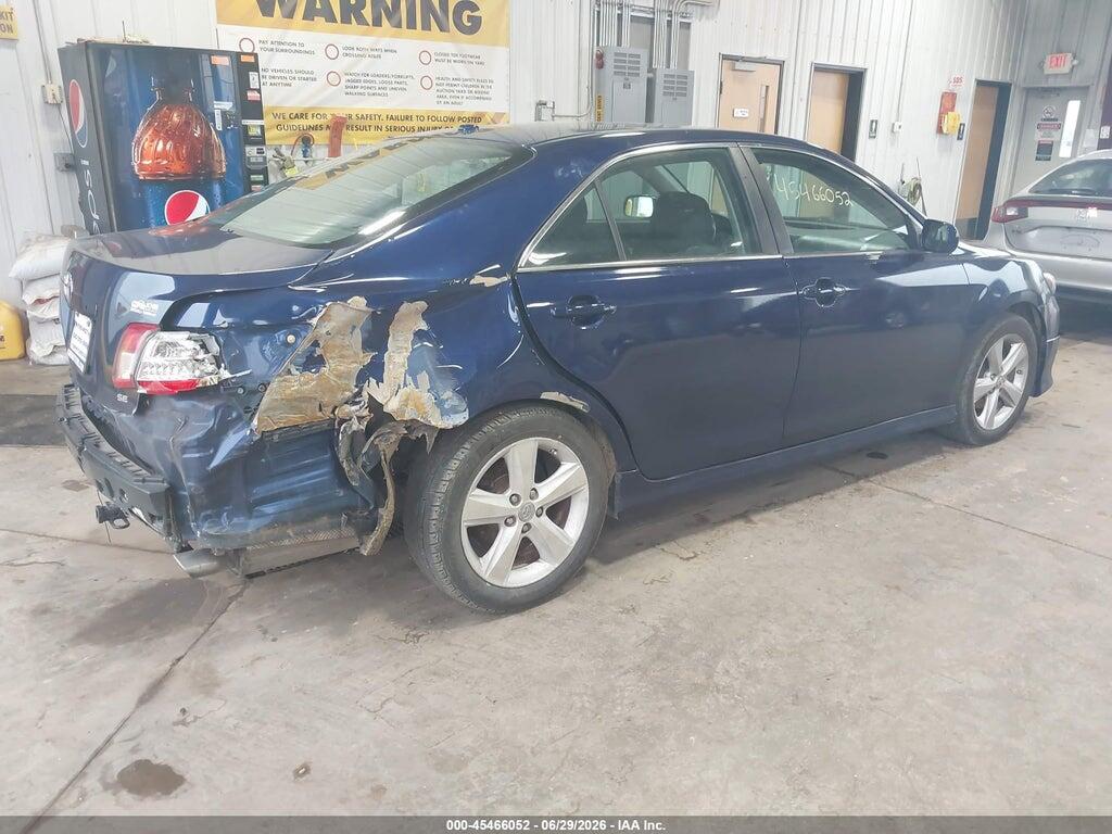 4T1BF3EK3BU724792 2011 TOYOTA CAMRY photo no. 4