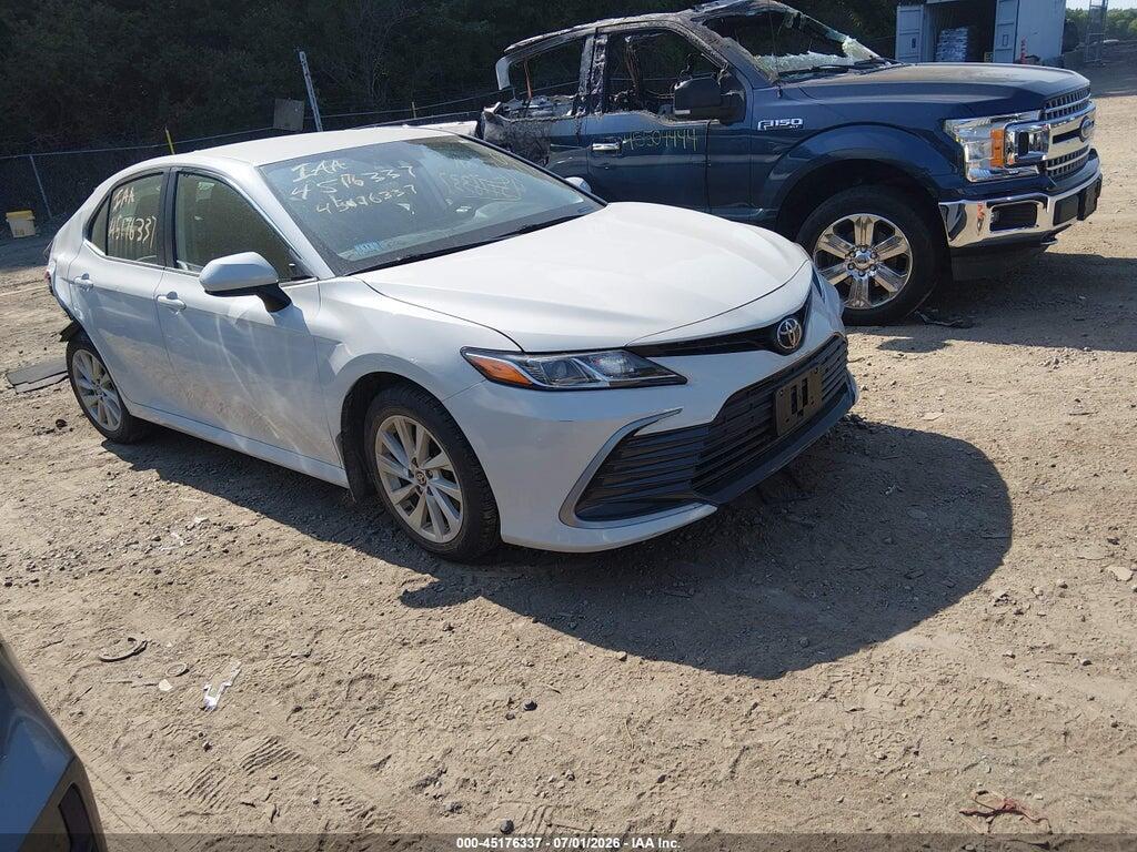 4T1C11AK3NU002028 2022 TOYOTA CAMRY photo no. 1