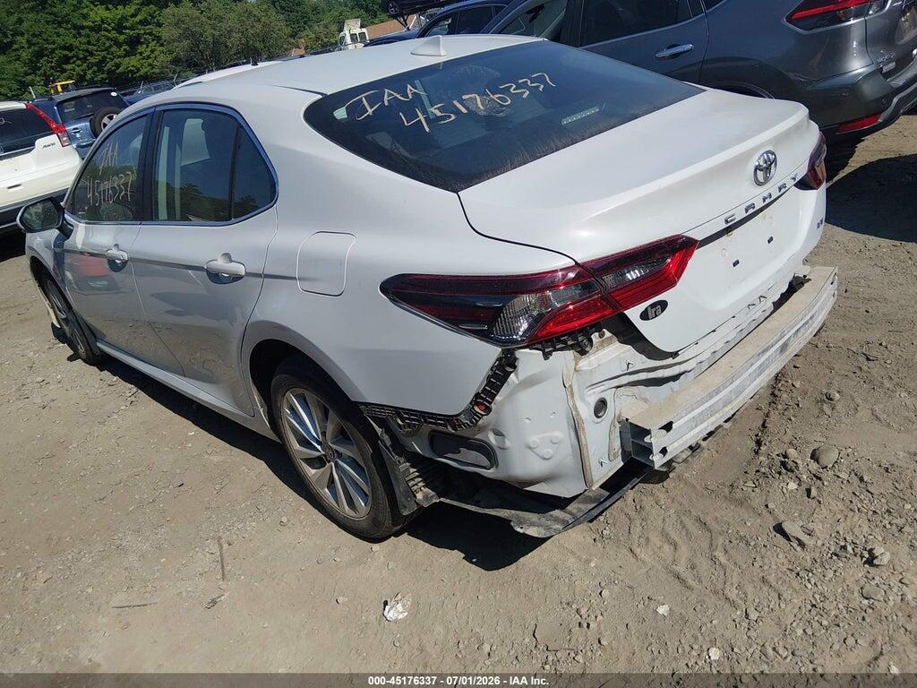 4T1C11AK3NU002028 2022 TOYOTA CAMRY photo no. 3