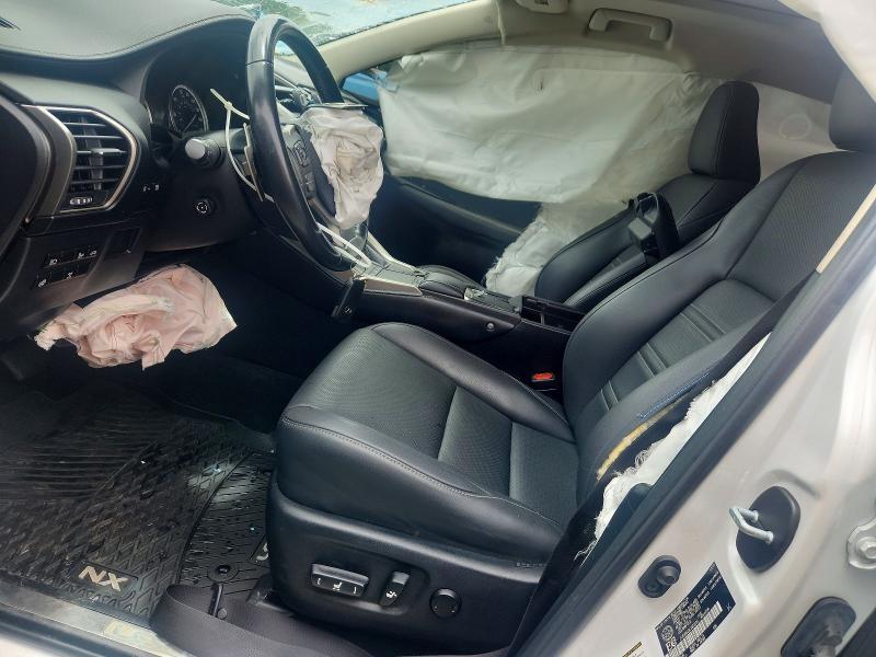 2020 LEXUS NX 300 — Фото 7 из 12