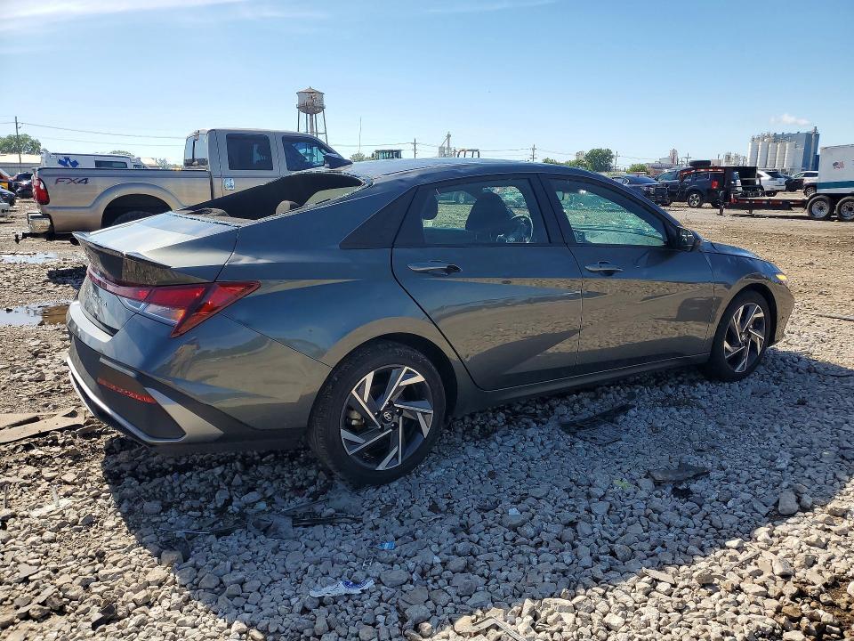 KMHLM4DG3SU992531 2025 HYUNDAI ELANTRA photo no. 3