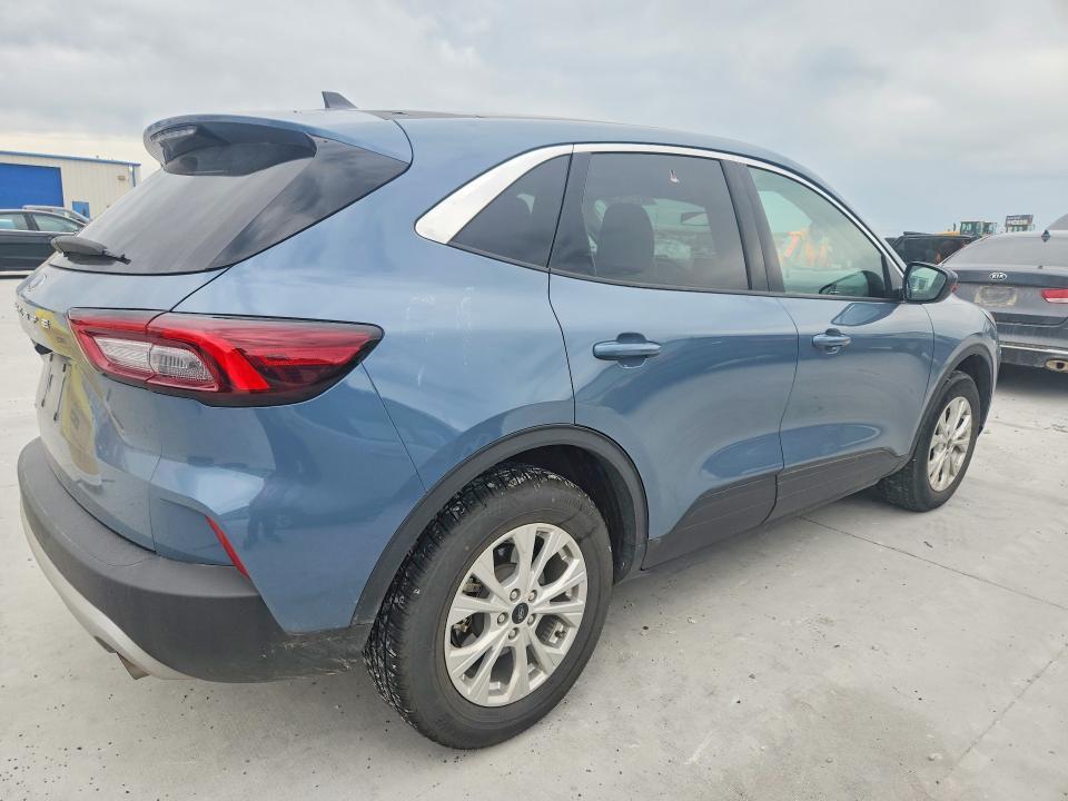 2024 FORD ESCAPE ACTIVE — Фото 3 из 12