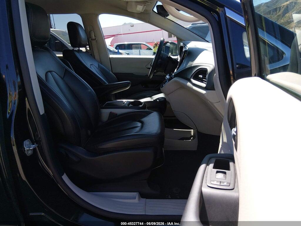 2C4RC1L75PR608965 2023 CHRYSLER PACIFICA HYBRID photo no. 5