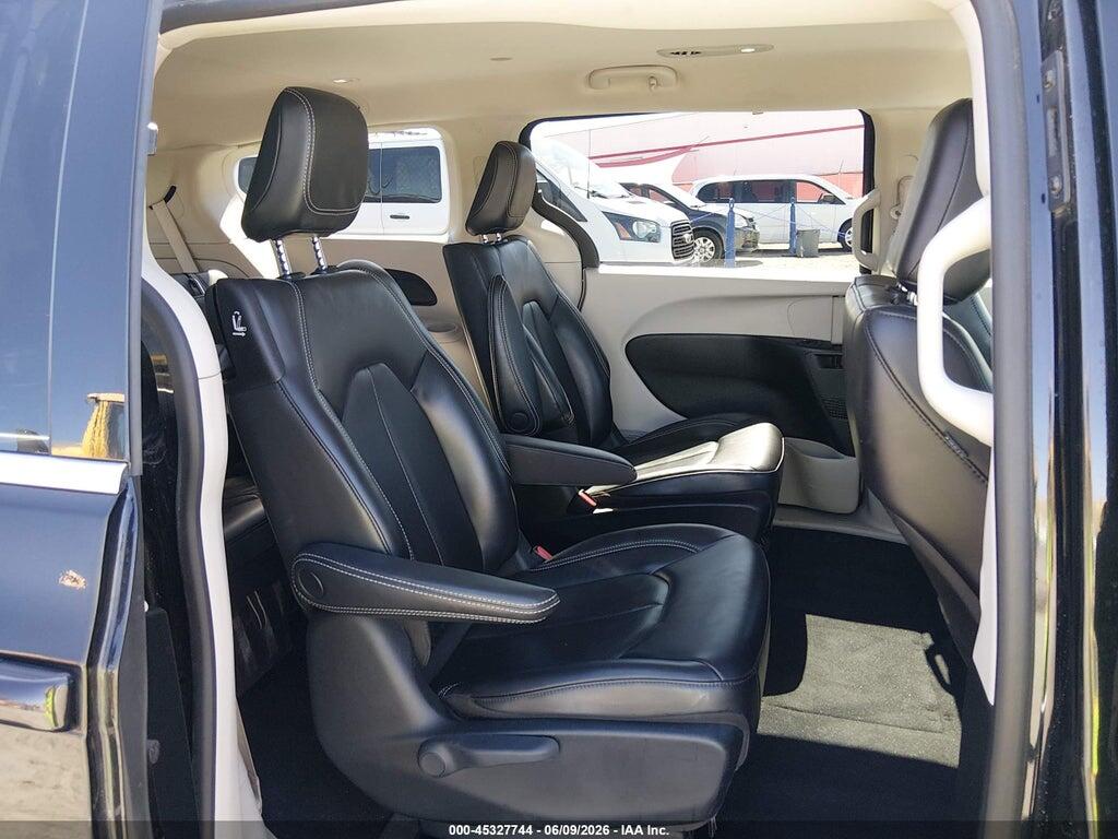 2C4RC1L75PR608965 2023 CHRYSLER PACIFICA HYBRID photo no. 8