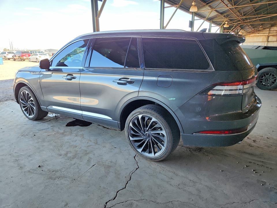 2020 LINCOLN AVIATOR RESERVE — Фото 2 из 13