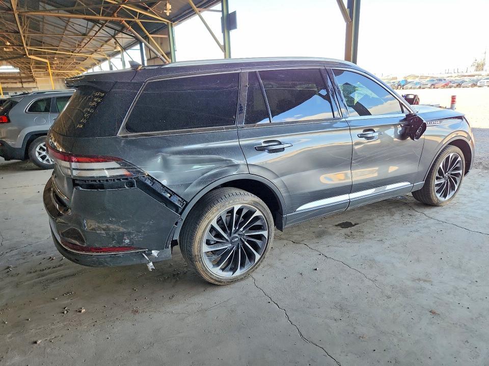 2020 LINCOLN AVIATOR RESERVE — Фото 3 из 13