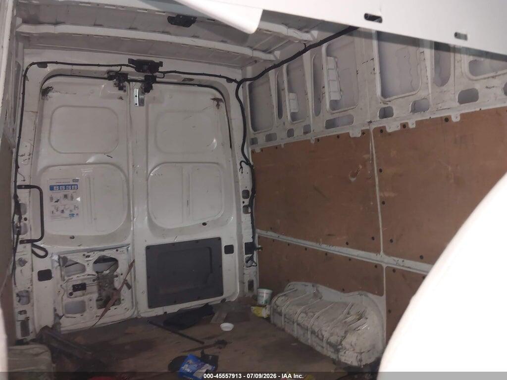 1N6BF0LY2HN805972 2017 NISSAN NV CARGO NV2500 HD photo no. 8