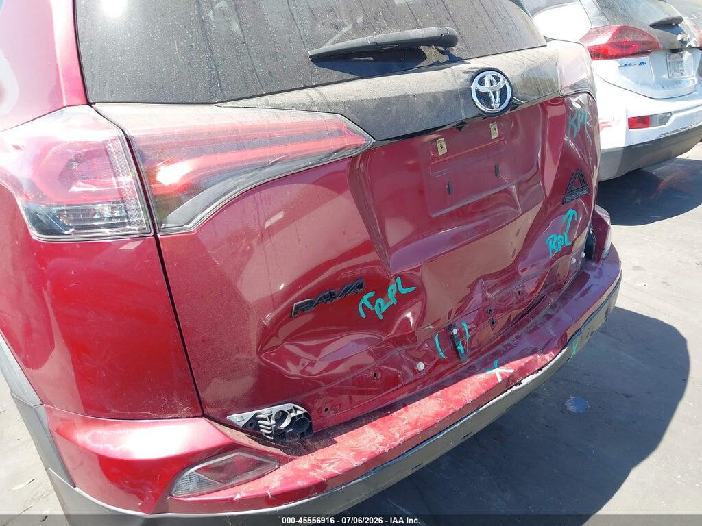 2T3WFREV3JW423220 2018 TOYOTA RAV4 photo no. 6