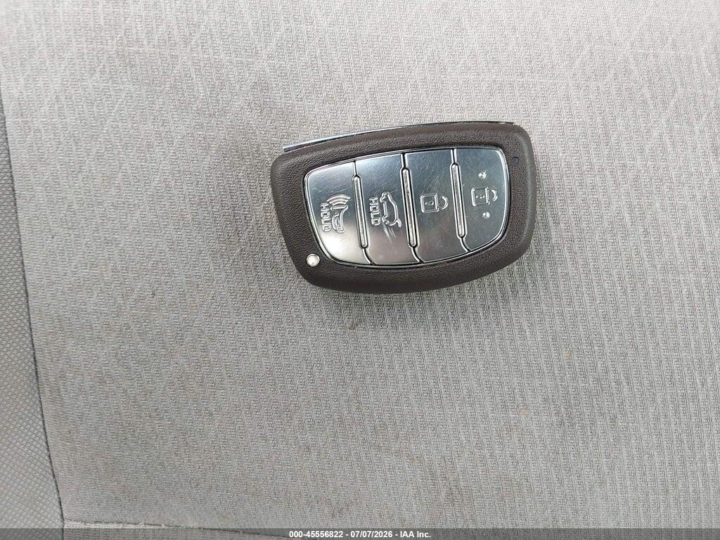 KM8J3CA29JU751651 2018 HYUNDAI TUCSON photo no. 11
