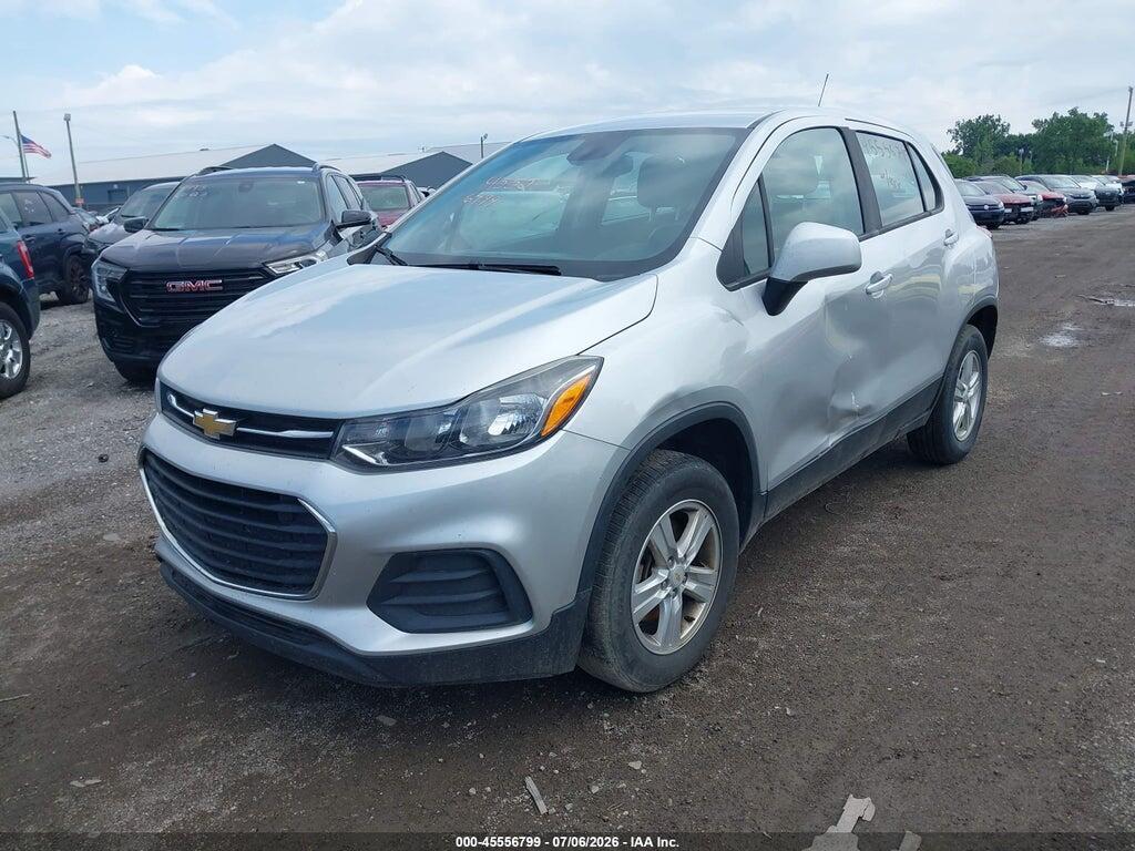 KL7CJNSB3JB558384 2018 CHEVROLET TRAX photo no. 2