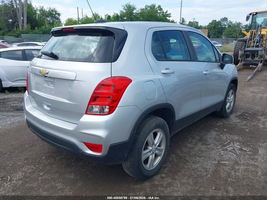 KL7CJNSB3JB558384 2018 CHEVROLET TRAX photo no. 4