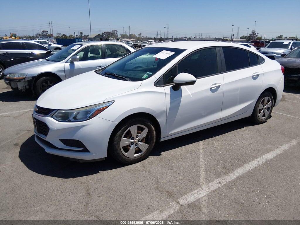 1G1BC5SM3J7200952 2018 CHEVROLET CRUZE photo no. 2