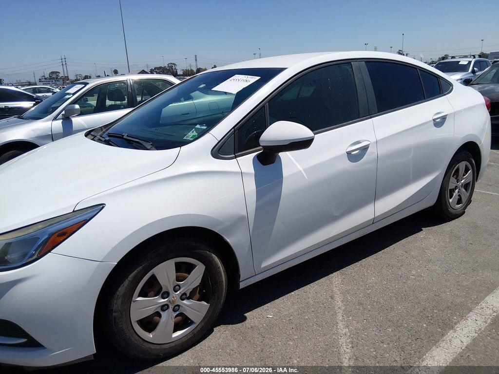 1G1BC5SM3J7200952 2018 CHEVROLET CRUZE photo no. 6