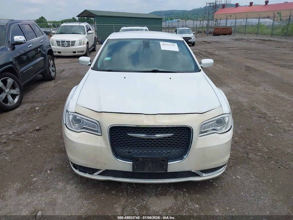 2C3CCAAG5GH343774 2016 CHRYSLER 300 photo no. 12