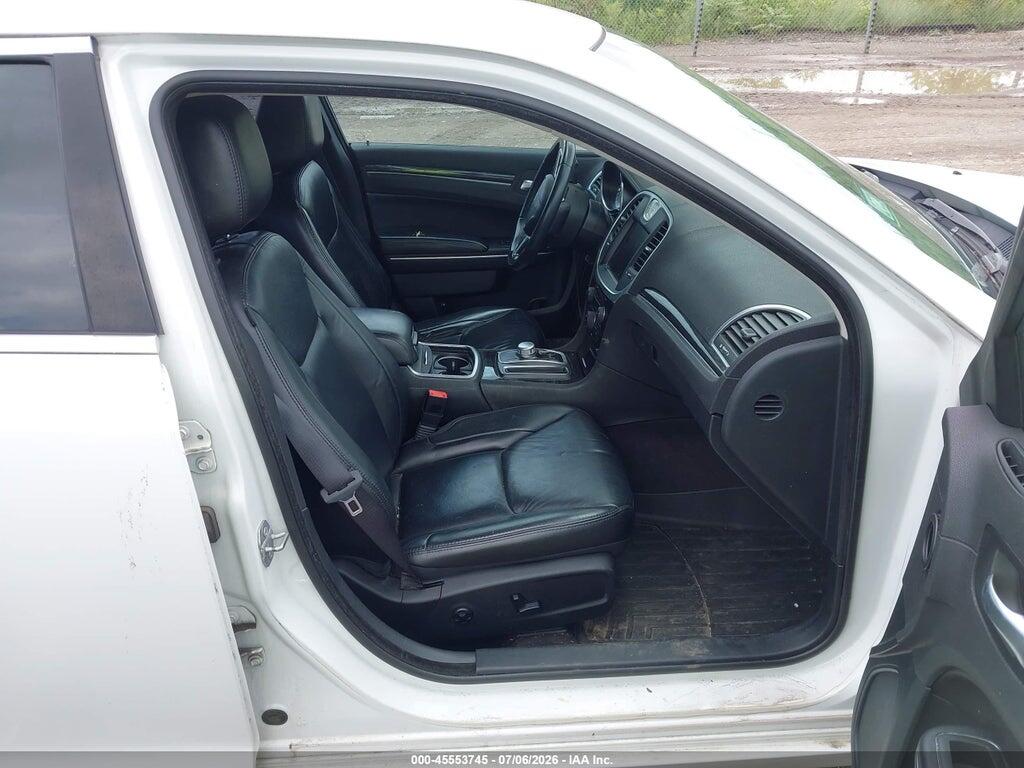 2C3CCAAG5GH343774 2016 CHRYSLER 300 photo no. 5