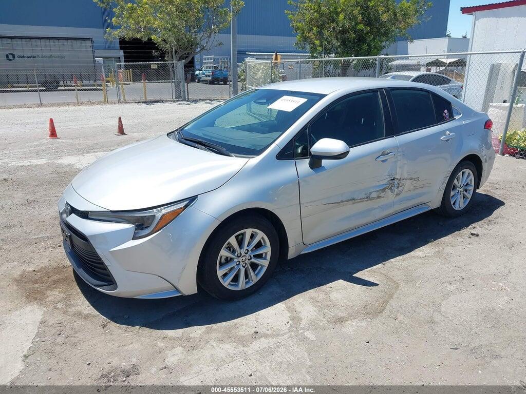JTDBCMFE5P3025754 2023 TOYOTA COROLLA photo no. 2