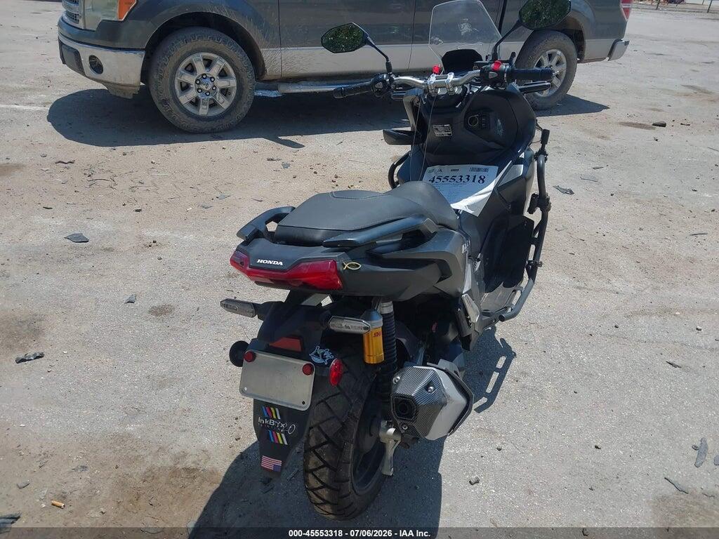 MLHKF5454S5100938 2025 HONDA ADV160 photo no. 4