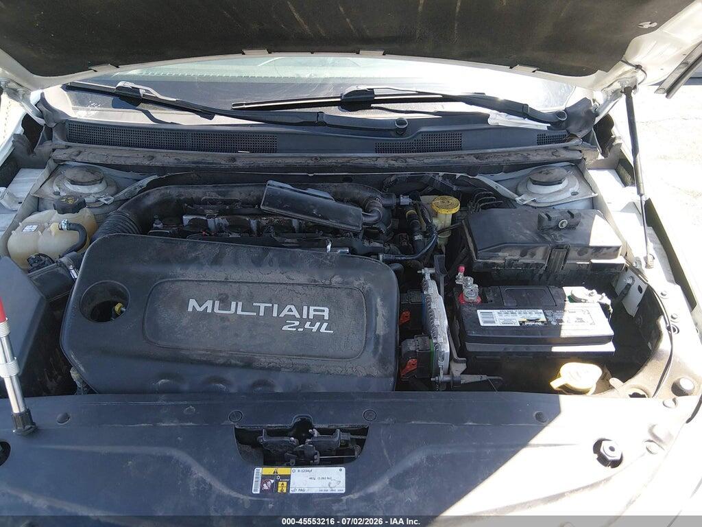 1C3CCCABXGN160152 2016 CHRYSLER 200 photo no. 10