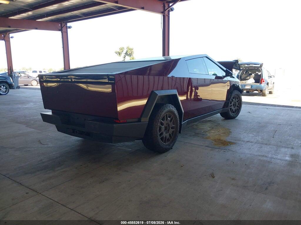 7G2CEHED8RA000054 2024 TESLA CYBERTRUCK photo no. 4