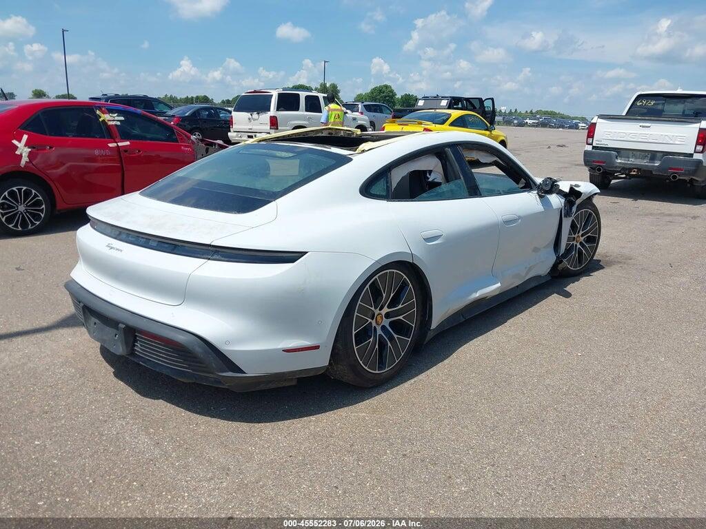 WP0AA2Y19RSA11304 2024 PORSCHE TAYCAN photo no. 4