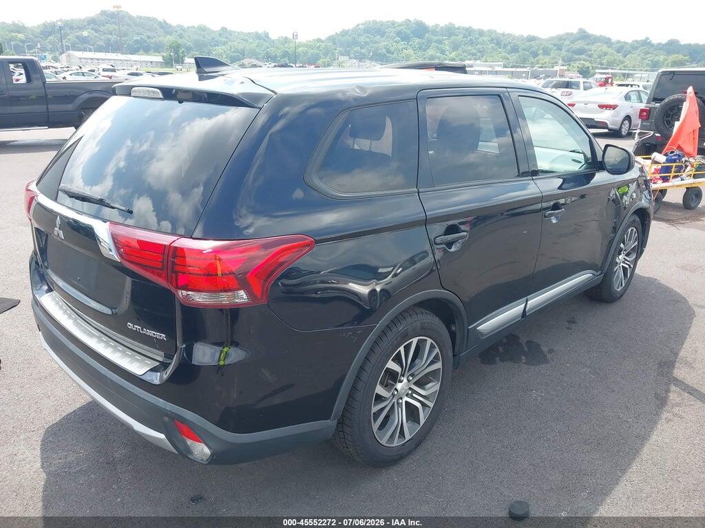 JA4AD2A34JZ000801 2018 MITSUBISHI OUTLANDER photo no. 4