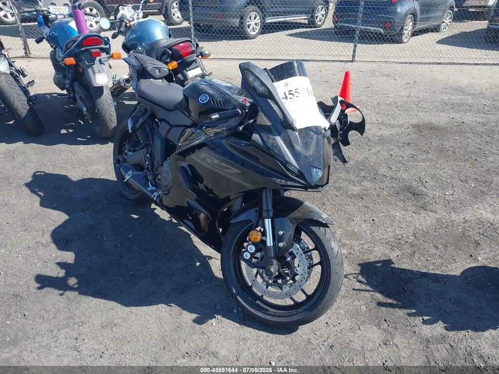 2025 YAMA YZFR7SB JYARM60Y4TA000579