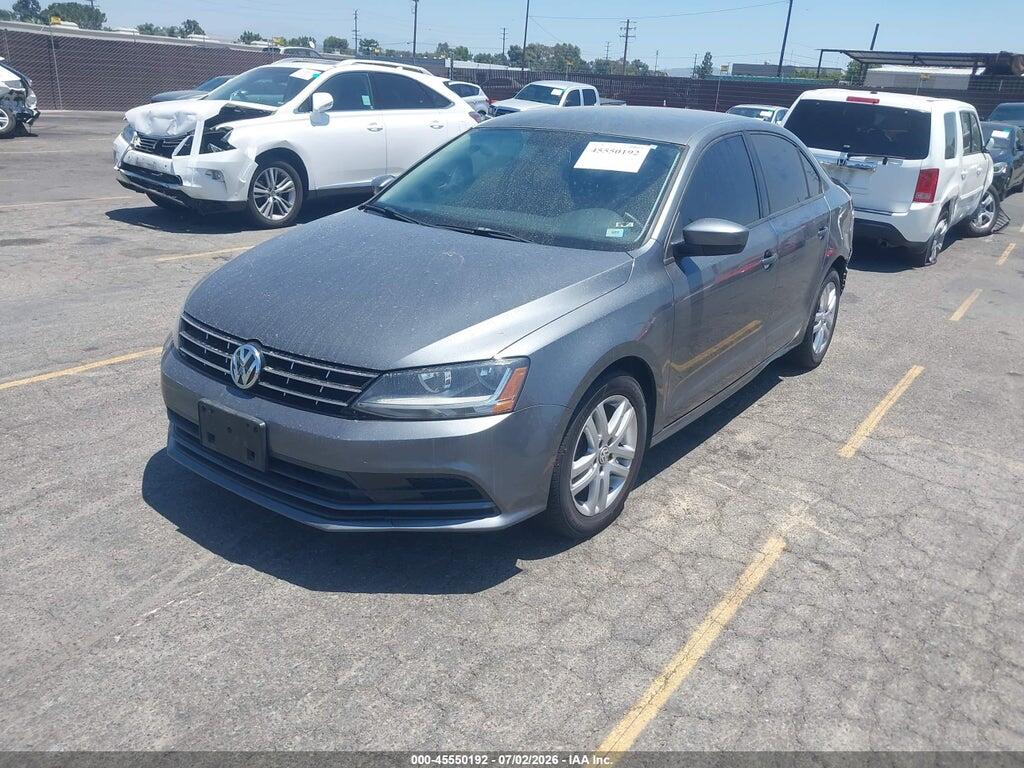 3VW2B7AJ2JM228161 2018 VOLKSWAGEN JETTA photo no. 2