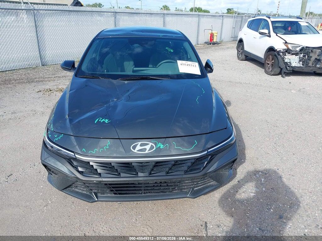 KMHLM4DG0SU056818 2025 HYUNDAI ELANTRA photo no. 12