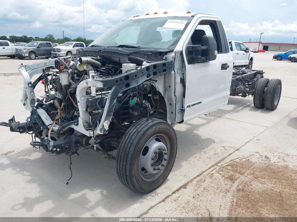 1FDUF5HT4KEC11697 2019 FORD F-550 CHASSIS photo no. 2