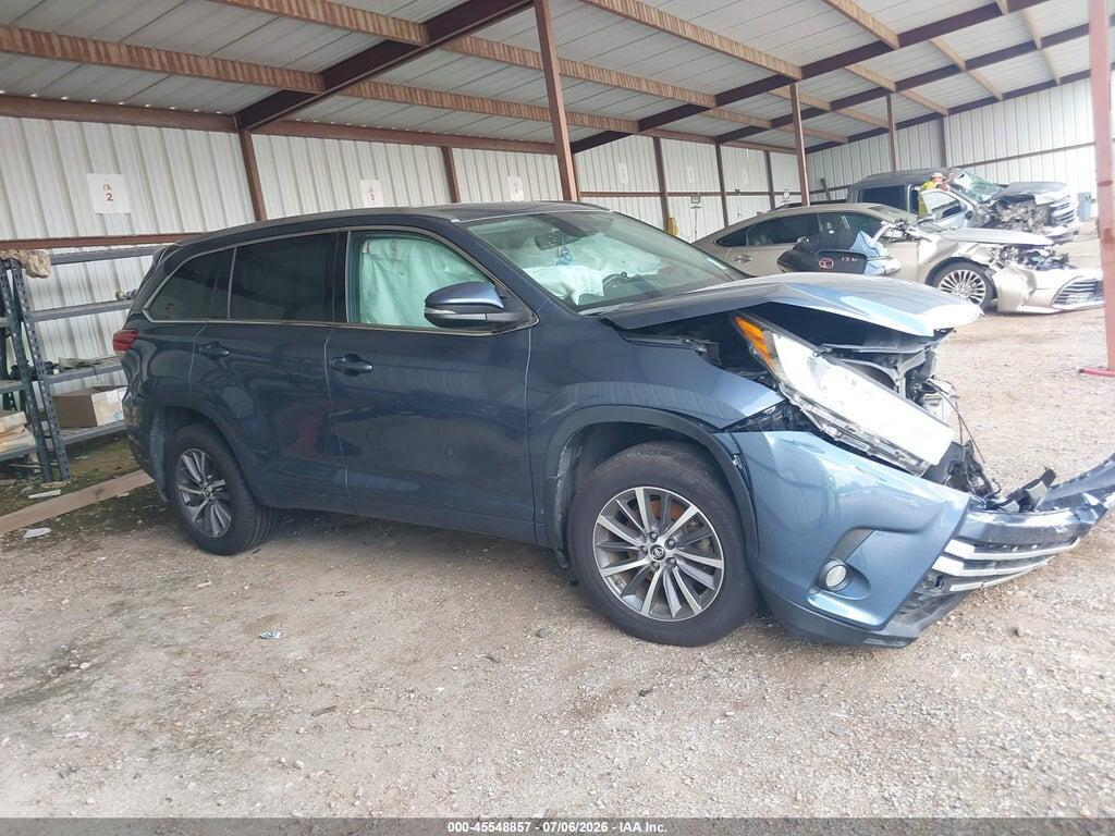5TDKZRFH9JS277034 2018 TOYOTA HIGHLANDER photo no. 12