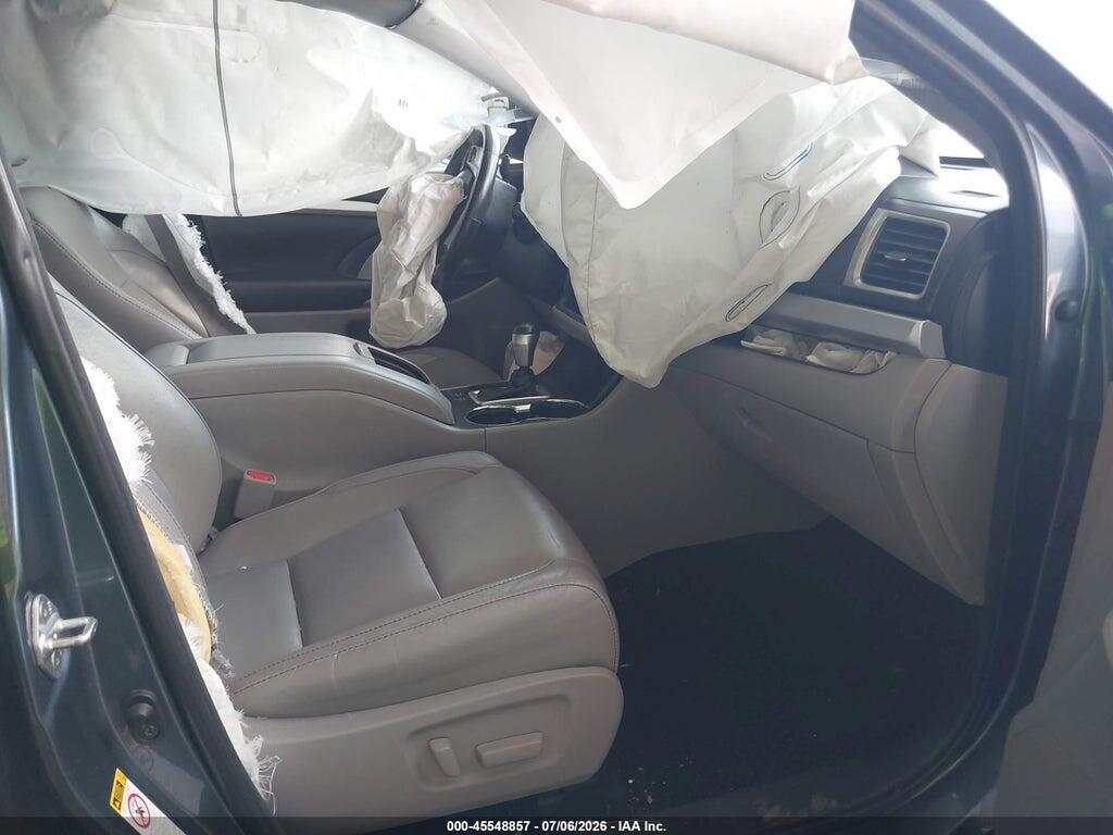 5TDKZRFH9JS277034 2018 TOYOTA HIGHLANDER photo no. 5