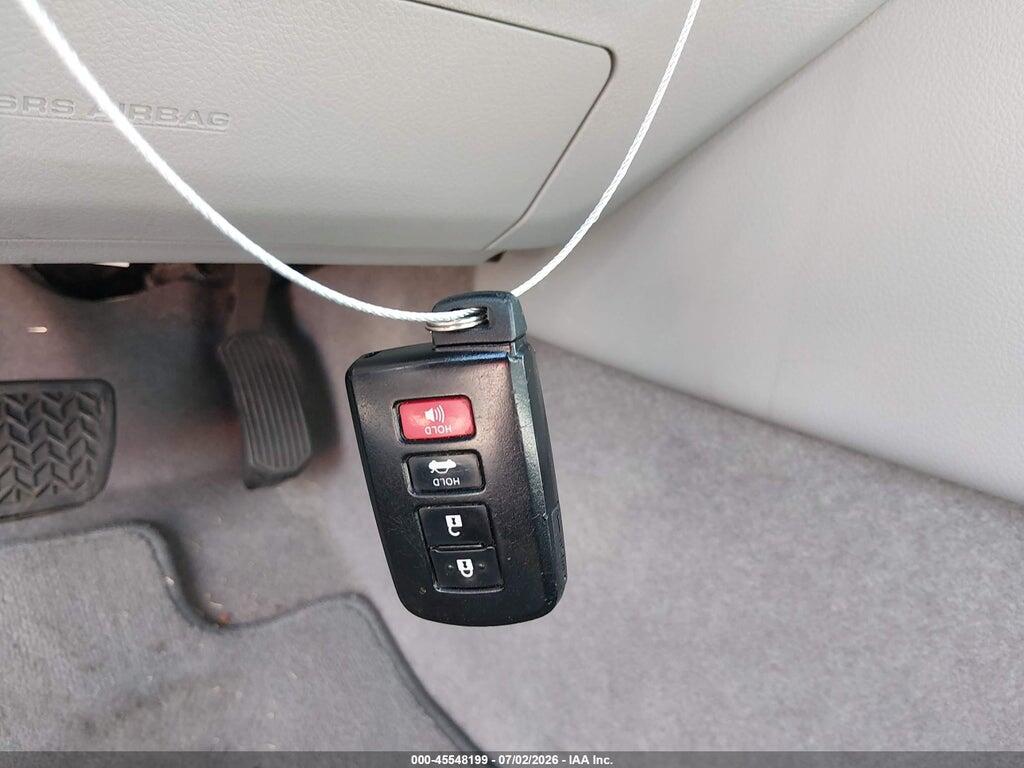 4T1BF1FK6GU542143 2016 TOYOTA CAMRY photo no. 11