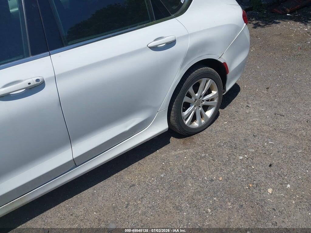 1C3CCCAB8GN140692 2016 CHRYSLER 200 photo no. 6