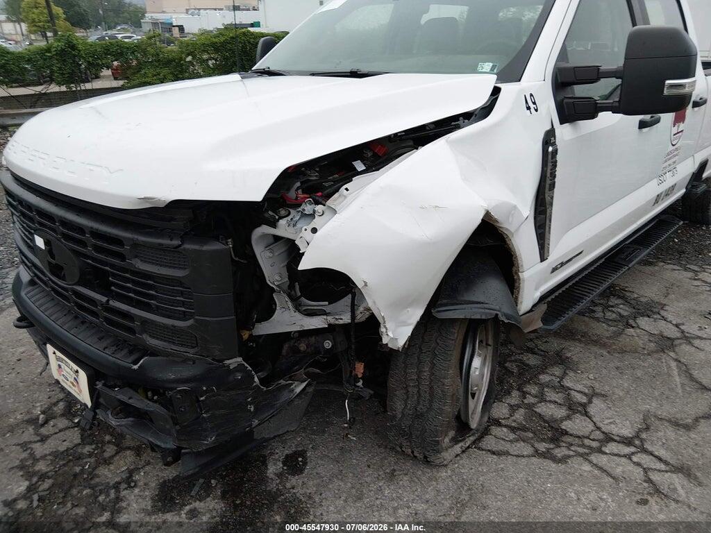1FT8W3BT0SED39809 2025 FORD F-350 photo no. 11