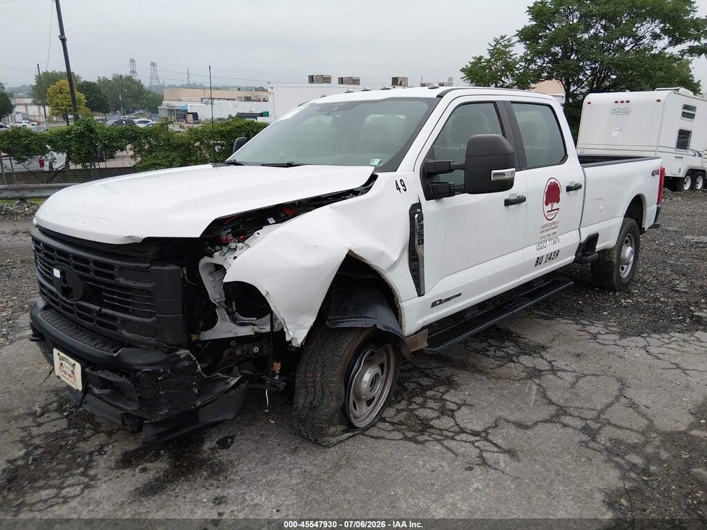1FT8W3BT0SED39809 2025 FORD F-350 photo no. 2