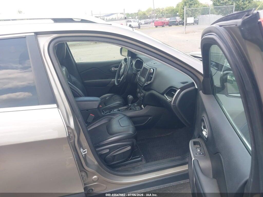 1C4PJMLB0KD213252 2019 JEEP CHEROKEE photo no. 5