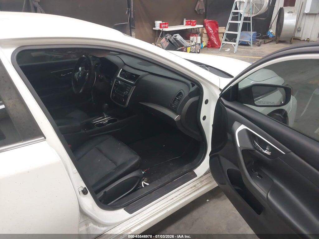 1N4AL3AP1GC208329 2016 NISSAN ALTIMA photo no. 5
