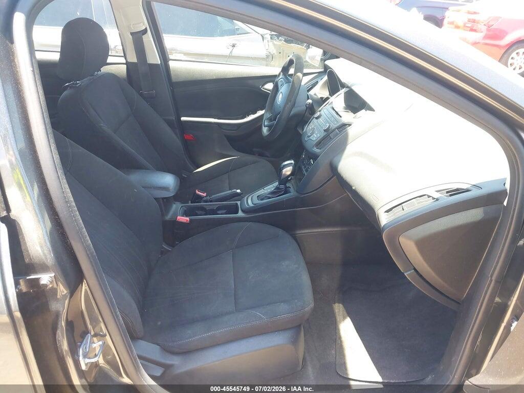 1FADP3KE2GL380075 2016 FORD FOCUS photo no. 5