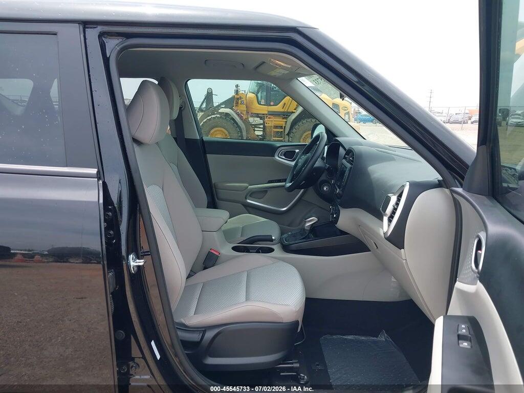 KNDJ23AU3S7967696 2025 KIA SOUL photo no. 5