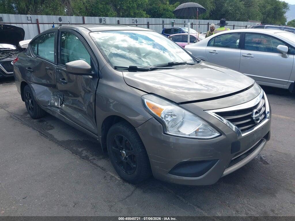 3N1CN7AP6HL858741 2017 NISSAN VERSA photo no. 1