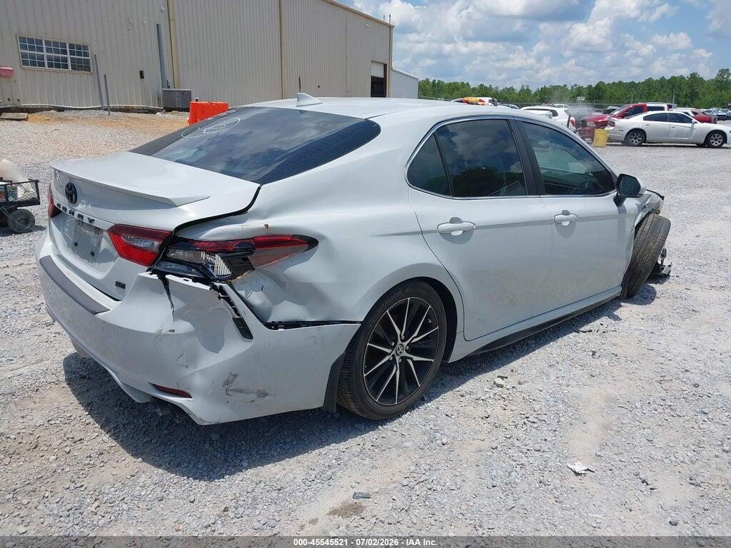 4T1G11AK4NU064314 2022 TOYOTA CAMRY photo no. 4