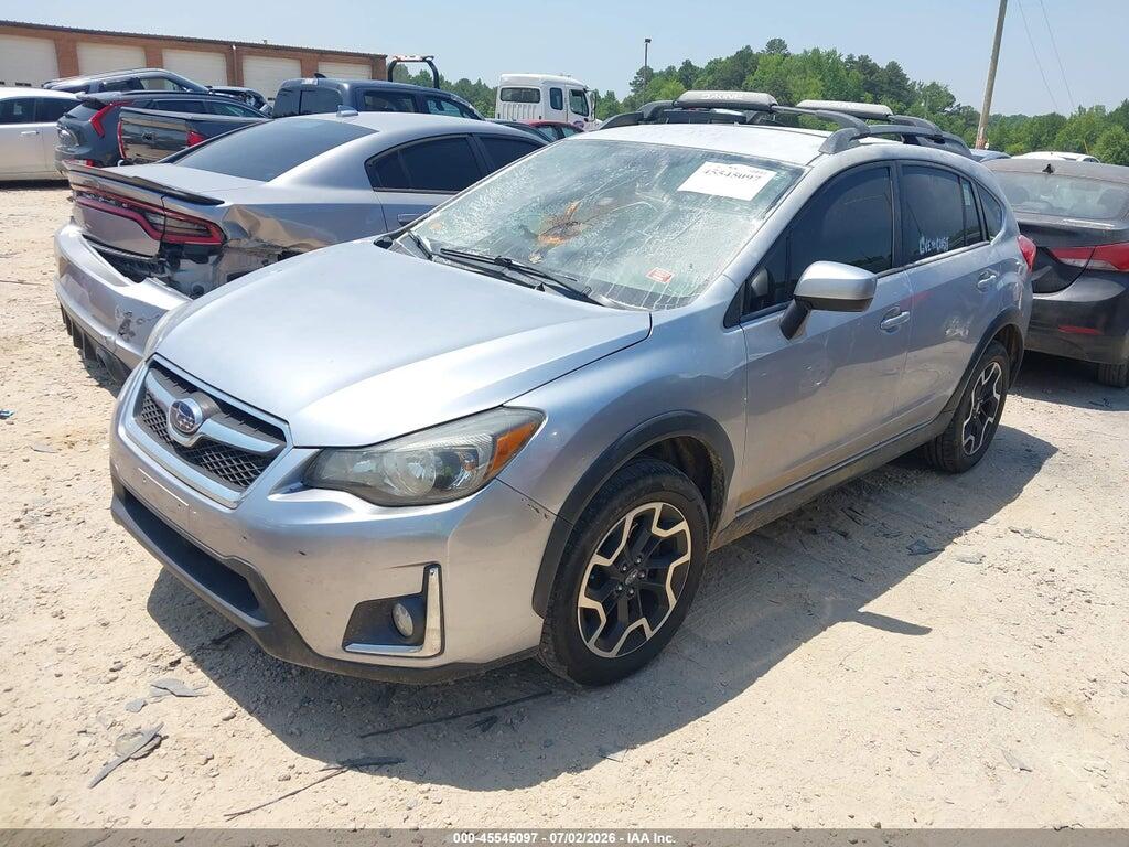 JF2GPABCXH8268026 2017 SUBARU CROSSTREK photo no. 2
