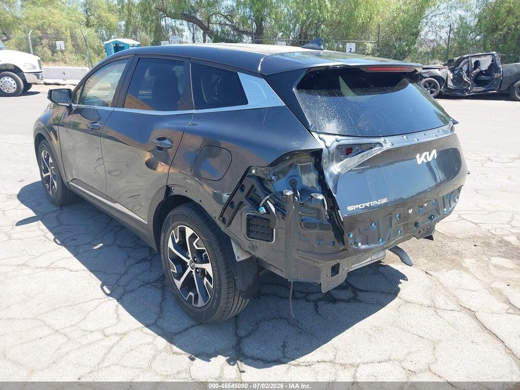 5XYK33AF6PG052452 2023 KIA SPORTAGE photo no. 3