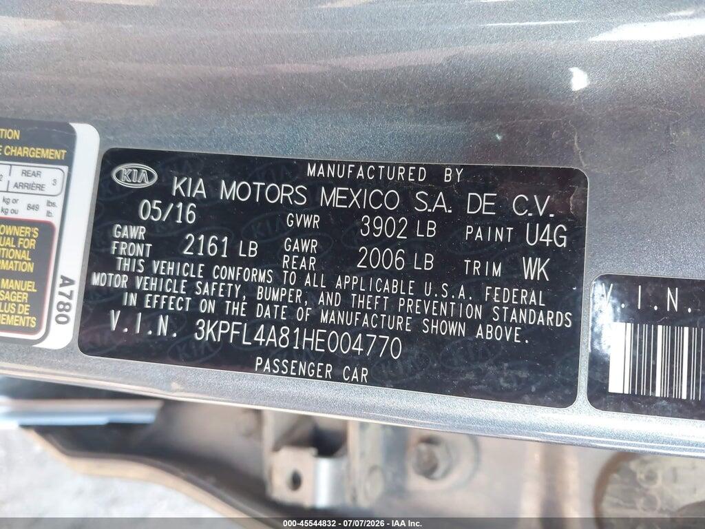 3KPFL4A81HE004770 2017 KIA FORTE photo no. 9