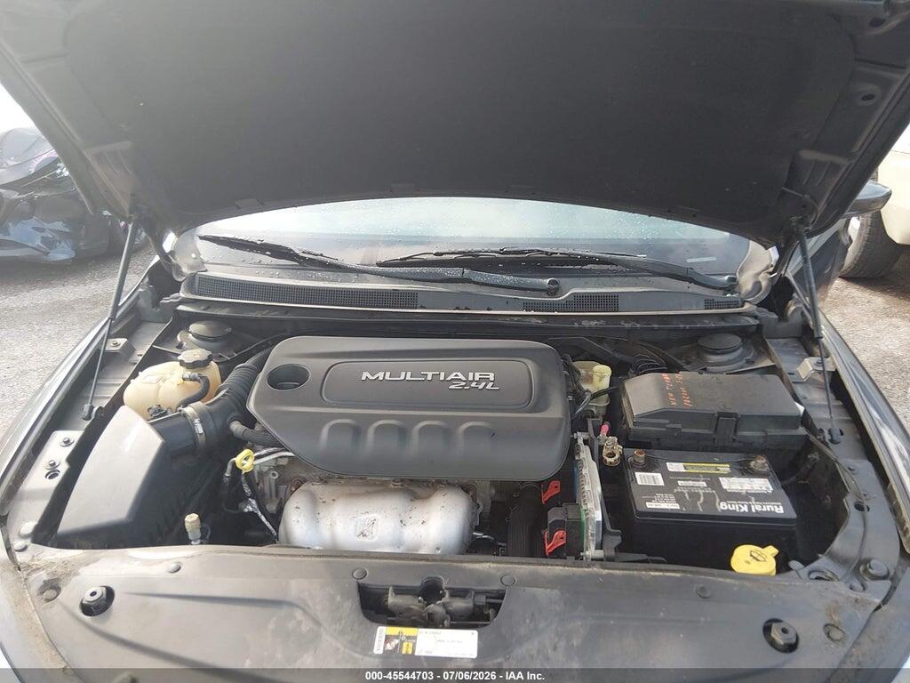 1C3CCCAB5GN176646 2016 CHRYSLER 200 photo no. 10