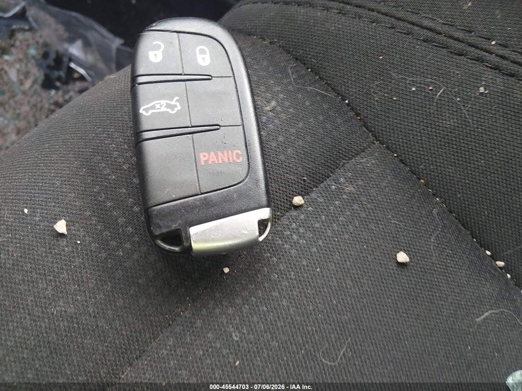 1C3CCCAB5GN176646 2016 CHRYSLER 200 photo no. 11