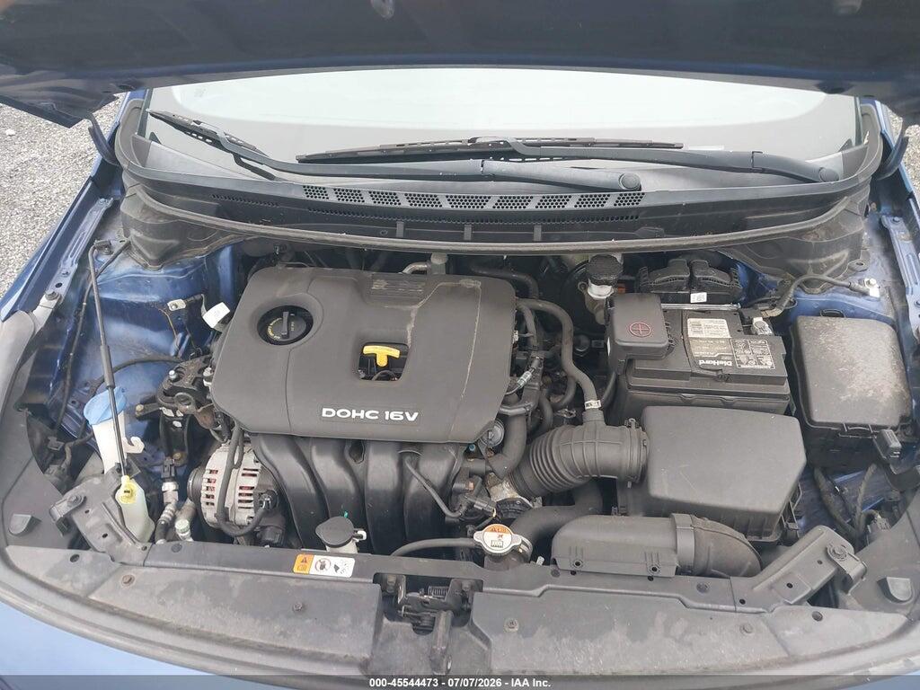 3KPFL4A76HE054619 2017 KIA FORTE photo no. 10