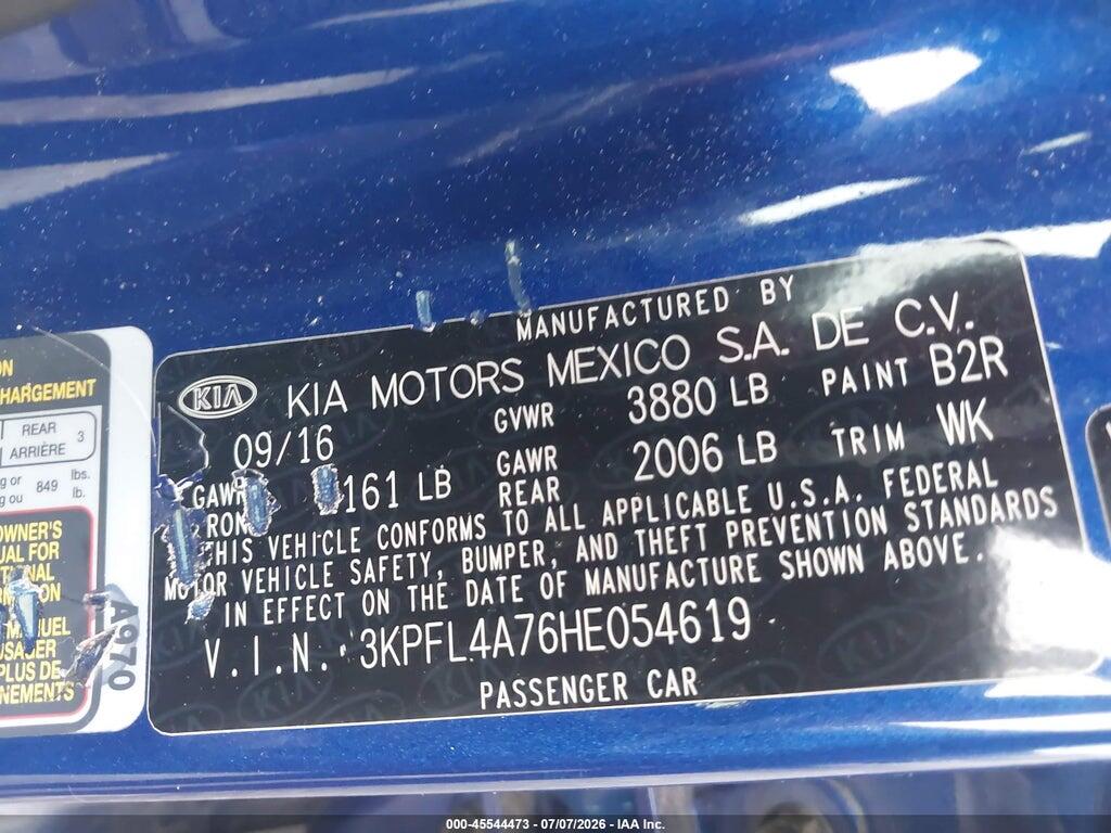 3KPFL4A76HE054619 2017 KIA FORTE photo no. 9